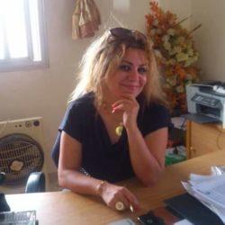 الشاعرة زينة حسن الشاعرة زينة حسن